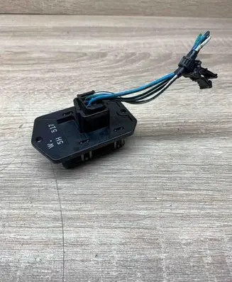 Nissan Almera N16 Heater blower motor/fan resistor 5H517
