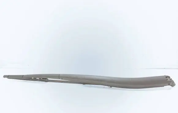 Rear wiper blade arm