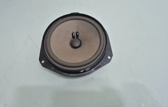 Alfa Romeo Giulia Rear door speaker 518936010