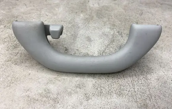 Volkswagen PASSAT B6 Rear interior roof grab handle 1K0857607J