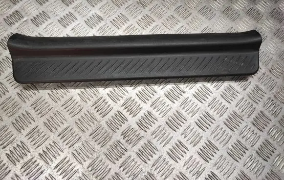 Mazda 3 I Front sill trim cover BP4K68720