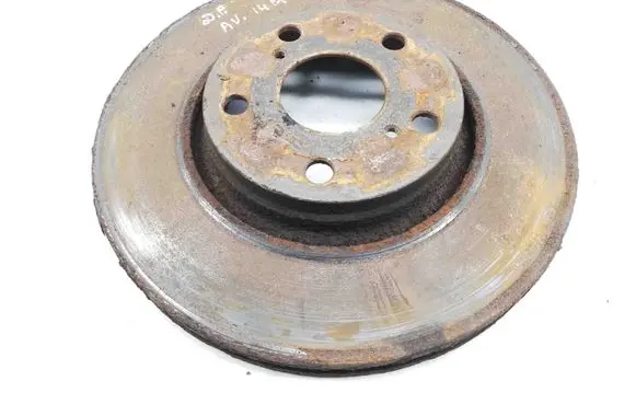 Toyota Avensis T270 Front brake disc