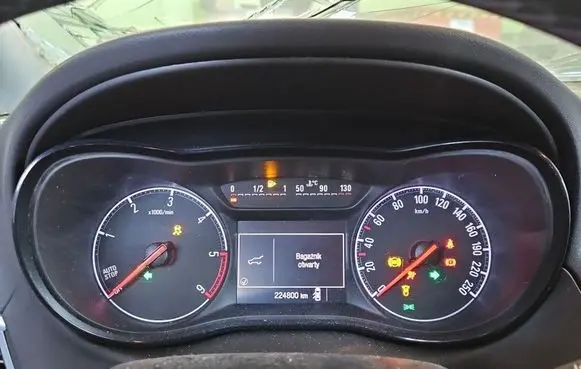 Opel Zafira C Speedometer (instrument cluster) 39129404 IMPRK1607983