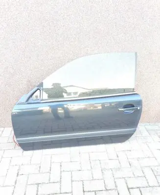 Door (2 Door Coupe)