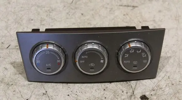 Subaru Forester SG Climate control unit 72311SA081