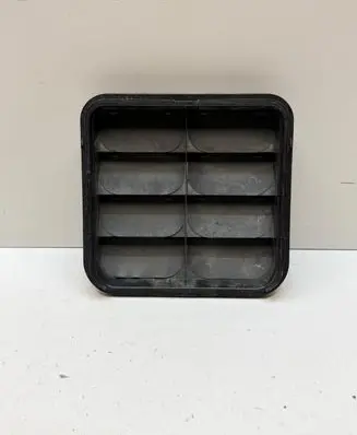 Porsche Cayenne (9Y0 9Y3) Quarter panel pressure vent 4M0819181B
