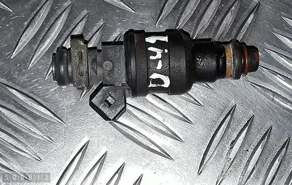 Fuel injector