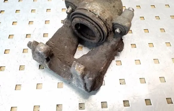 Skoda Fabia Mk1 (6Y) Front brake caliper