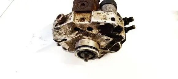 Volvo S60 Fuel injection high pressure pump 8642778 0445010043