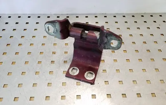 Jeep Cherokee III KJ Loading door upper hinge 