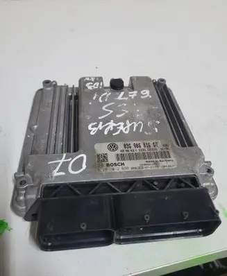 Volkswagen PASSAT B5.5 Engine control unit/module 03G906016GT 0281012698 038906016K