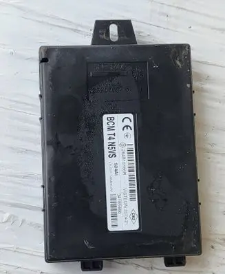 Renault Twingo III Comfort/convenience module 284B15166R 524AI VPFR1F14B