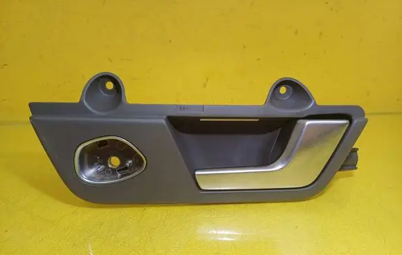 Audi A4 S4 B6 8E 8H Rear door interior handle 8E0839020A