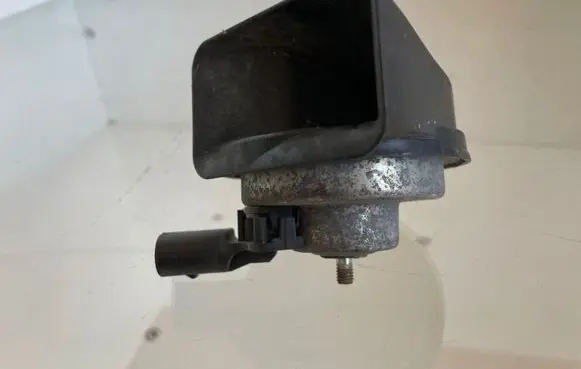 Volkswagen Touran I Horn signal 0055306