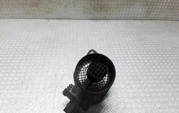 Skoda Octavia Mk2 (1Z) Mass air flow meter 0281002531 038906461B