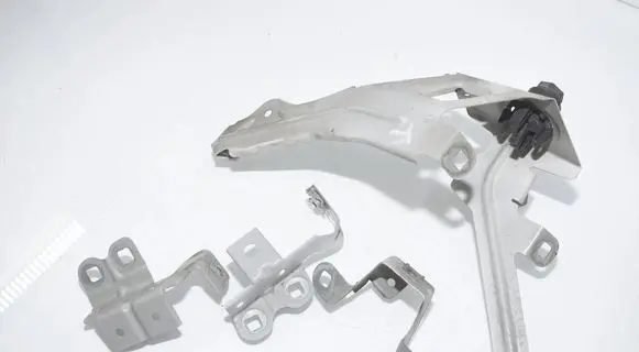BMW 5 GT F07 Fender mounting bracket 7193421 7193427 7193425