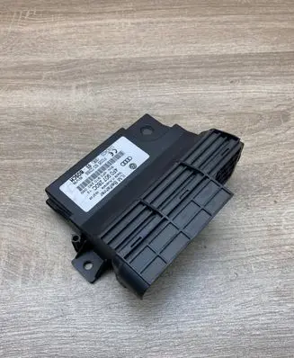 Audi A6 S6 C6 4F Power management control unit 4F0907280C F005S00288