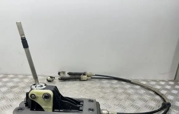 Mini One - Cooper Coupe R56 Gear shifter/selector