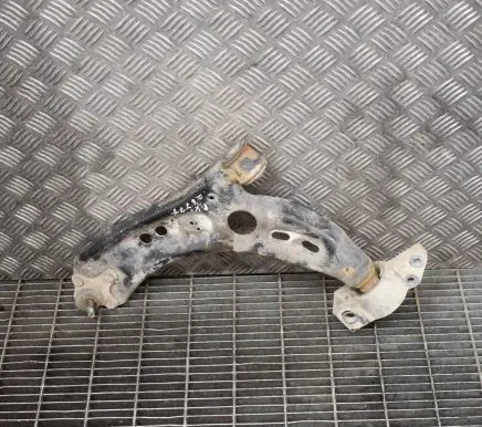 Skoda Octavia Mk2 (1Z) Front lower control arm/wishbone