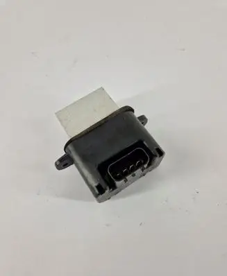 Nissan Pathfinder R51 Heater blower fan relay VP5NEH19E624AA