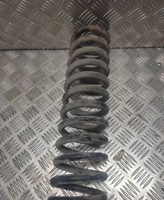 Mercedes-Benz E W124 Front coil spring