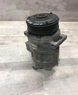 Volkswagen Jetta VI Air conditioning (A/C) compressor (pump) 004316236619 007250 902301
