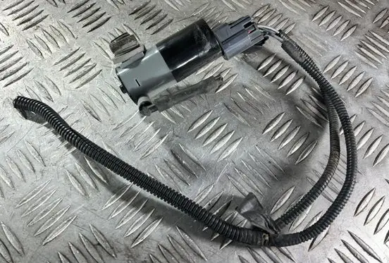Volvo V40 Headlight washer pump 1019873