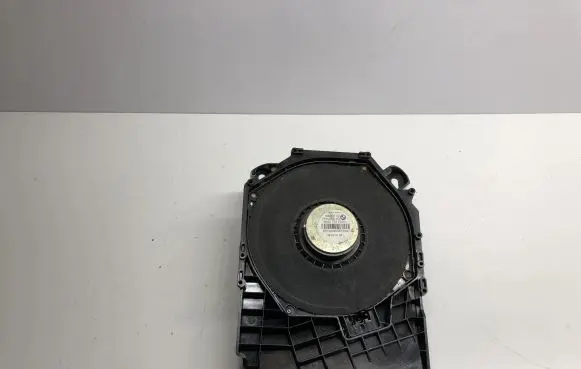 BMW 1 E81 E87 Subwoofer speaker 6954871