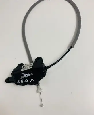 Loading door lock