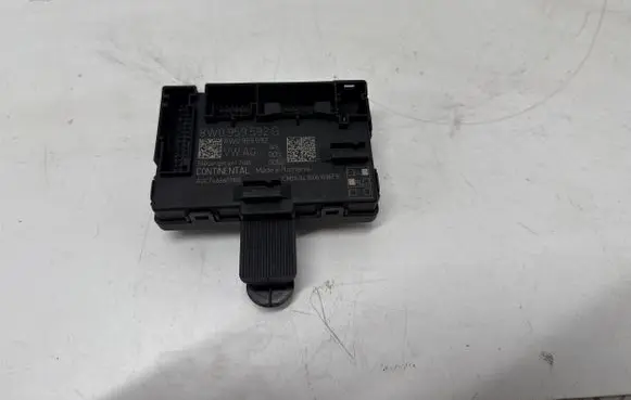 Audi A4 S4 B9 Door control unit/module 8W0959592G 8W0959592