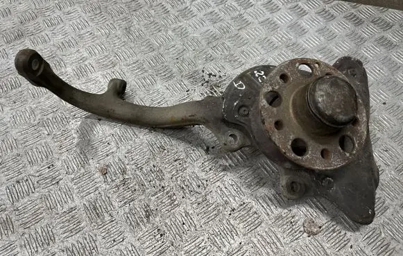 Mercedes-Benz S W221 Front wheel hub