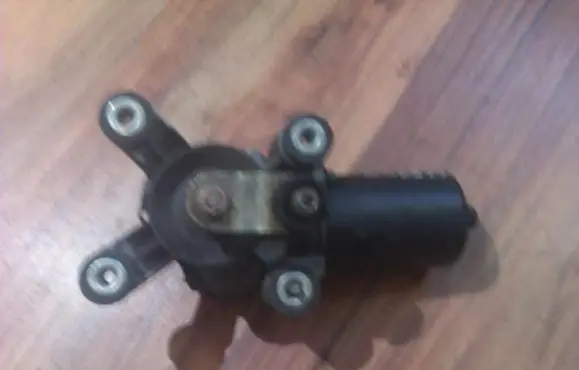Nissan Almera Wiper motor
