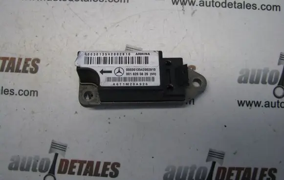 Mercedes-Benz E W210 Airbag deployment crash/impact sensor 0018205626