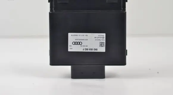 Audi A6 S6 C7 4G Voltage converter/converter module 8K0959663F 8K0959663 120007070