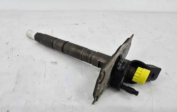 Audi A6 S6 C6 4F Fuel injector 059130277AC