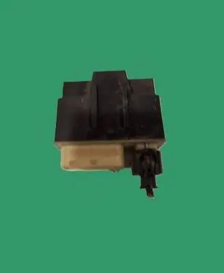 Peugeot 3008 I Coolant fan relay 9662570880 018010