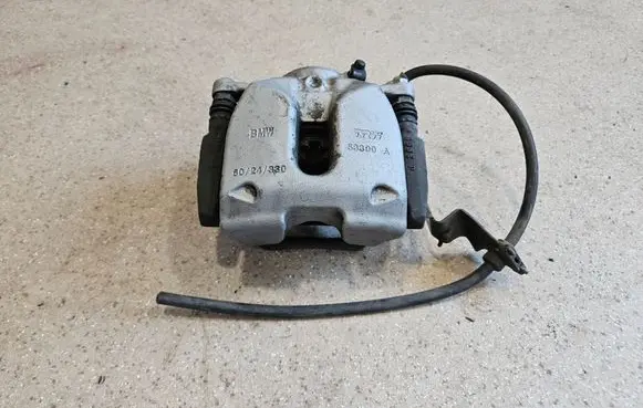 BMW X3 G01 Front brake caliper 6872800