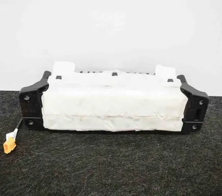 Mercedes-Benz S C217 Passenger airbag