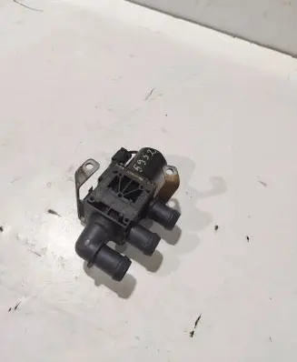 BMW 5 F10 F11 Coolant heater control valve 8572508 1147412220