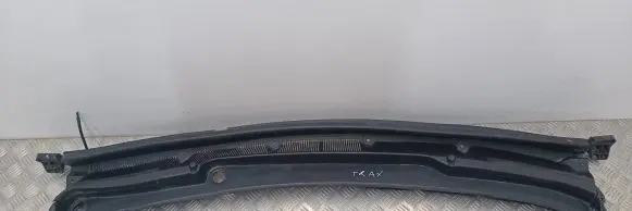 Chevrolet Trax Wiper trim 95249630