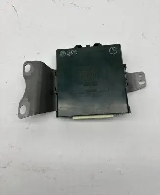 Lexus IS 220D-250-350 Power management control unit 8967053030 1012380101