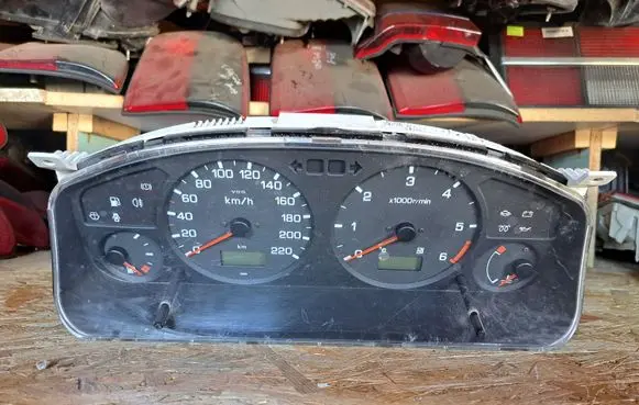Nissan Primera Speedometer (instrument cluster) 248102F618 88481685