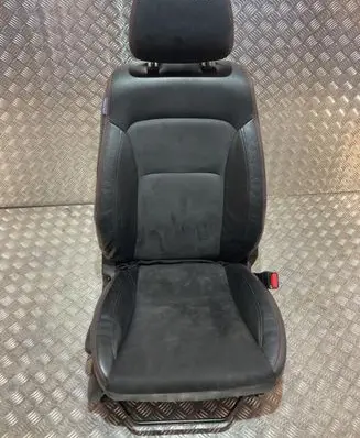 Suzuki Vitara (LY) Front passenger seat PK19136