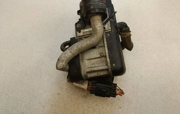 Volvo S60 Auxiliary pre-heater (Webasto) 31366081 1421318653 9024453D