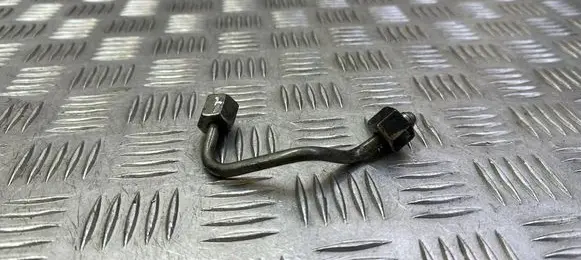 Mercedes-Benz E W212 Fuel injector supply line/pipe 