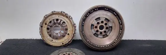 Volkswagen Transporter - Caravelle T4 Clutch set kit 074105264E 074141031R