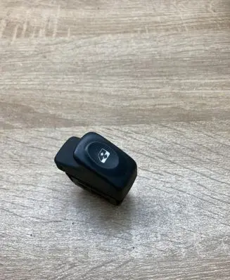 Renault Clio III Electric window control switch 838099G