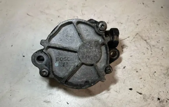 Peugeot 407 Vacuum pump D1561B
