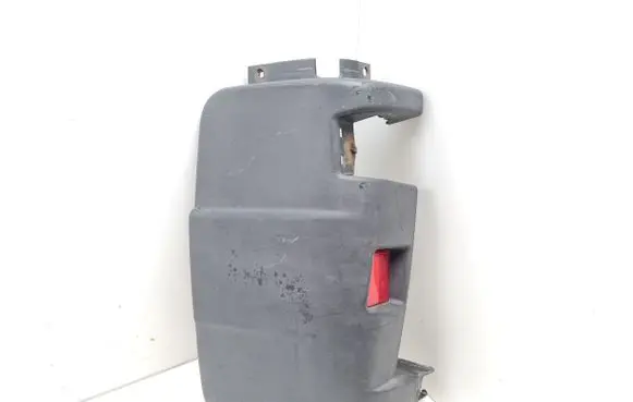 Rear bumper corner part panel trim