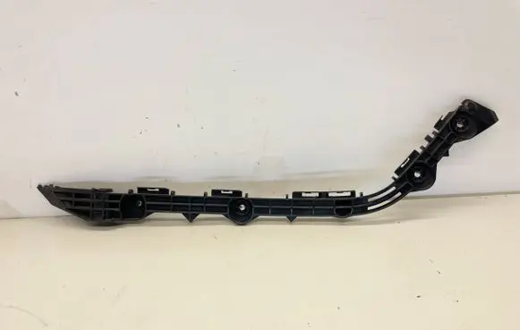 Lexus ES 300h Rear bumper mounting bracket 5215833030